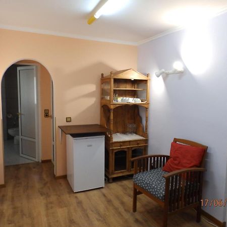 Muses Apartments Ερέτρια Εξωτερικό φωτογραφία