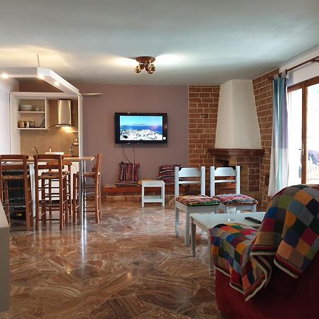 Muses Apartments Ερέτρια Εξωτερικό φωτογραφία