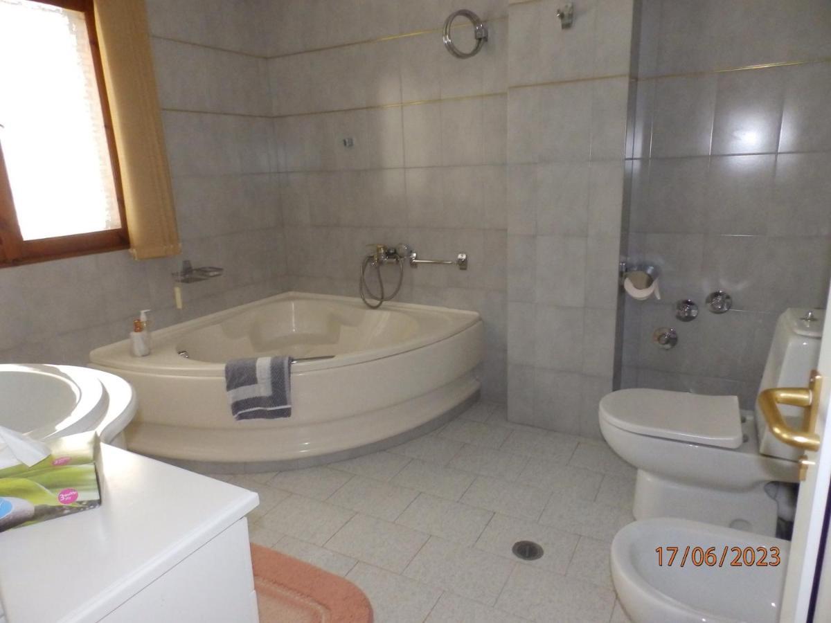 Muses Apartments Ερέτρια Εξωτερικό φωτογραφία